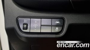 Kia Seltos Бензин 1.6 Turbo 2WD 2021 года из Южной Кореи