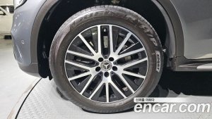 Mercedes-Benz GLC-Class GLC300e 4MATIC 2021 года из Южной Кореи