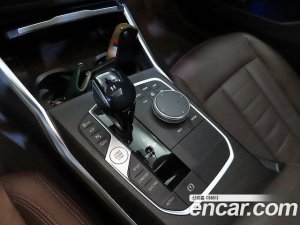 BMW 3-Series 320d Luxury 2020 года из Южной Кореи