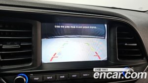 Hyundai AVANTE 1.6 2020 года из Южной Кореи