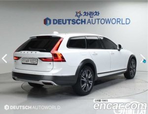 Volvo V90 T5 PRO AWD 2020 года из Южной Кореи