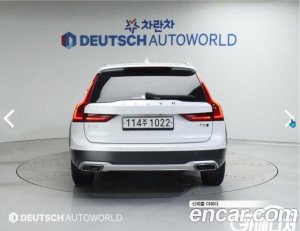 Volvo V90 T5 PRO AWD 2020 года из Южной Кореи