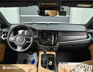 Volvo V90 T5 PRO AWD 2020 года из Южной Кореи