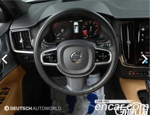 Volvo V90 T5 PRO AWD 2020 года из Южной Кореи