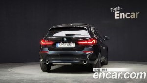 BMW 1-Series 118d Sport 2021 года из Южной Кореи