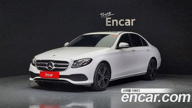 Mercedes-Benz E-Class E220d Avantgarde 2020 года из Кореи