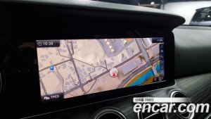 Mercedes-Benz E-Class E220d Avantgarde 2020 года из Южной Кореи