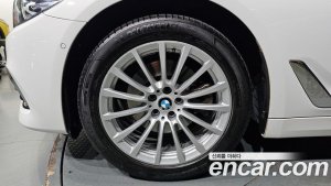 BMW 5-Series 520i Luxury 2020 года из Южной Кореи
