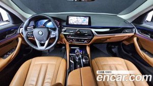 BMW 5-Series 520i Luxury 2020 года из Южной Кореи