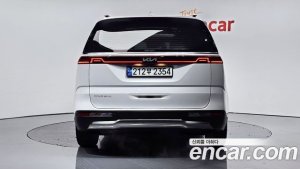 Kia Carnival Бензин 7-Seater Signature 2022 года из Южной Кореи