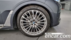 BMW X7 xDrive 30d Design Pure Excellence 6인승 2020 года из Южной Кореи