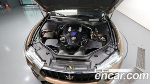 Maserati Levante 3.0 S AWD GranSport 2020 года из Южной Кореи