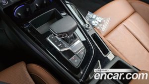 Audi A5 45 TFSI 4WD Coupe 2021 года из Южной Кореи