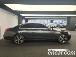 Mercedes-Benz E-Class E250 Avantgarde 2021 года из Южной Кореи