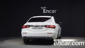 Mercedes-Benz E-Class E250 Avantgarde 2021 года из Южной Кореи