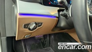 Mercedes-Benz E-Class E250 Avantgarde 2021 года из Южной Кореи
