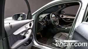 Mercedes-Benz GLC-Class GLC300e 4MATIC Coupe 2020 года из Южной Кореи