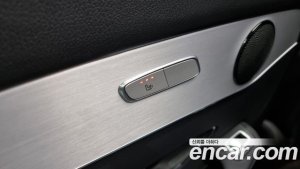 Mercedes-Benz GLC-Class GLC300e 4MATIC Coupe 2020 года из Южной Кореи
