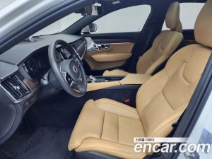 Volvo S90 B5 Inscription 2021 года из Южной Кореи