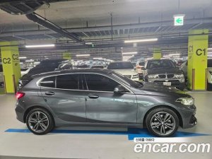 BMW 1-Series 118d Sport 2021 года из Южной Кореи