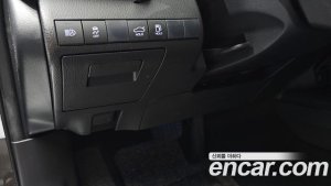 Toyota Camry 2.5 LE HYBRID 2020 года из Южной Кореи