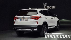 Kia Seltos Бензин 1.6 Turbo 2WD 2022 года из Южной Кореи