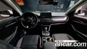 Kia Seltos Бензин 1.6 Turbo 2WD 2022 года из Южной Кореи