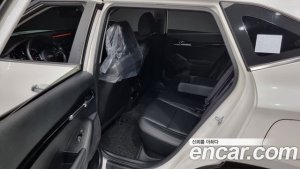 Kia Seltos Бензин 1.6 Turbo 2WD 2022 года из Южной Кореи