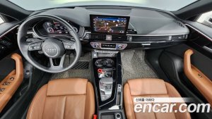 Audi A4 40 TDI 4WD Premium 2020 года из Южной Кореи
