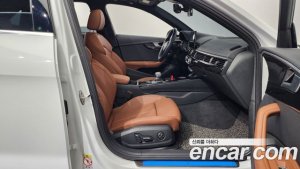 Audi A4 40 TDI 4WD Premium 2020 года из Южной Кореи