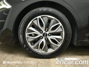 Kia K5 Noblesse 2020 года из Южной Кореи