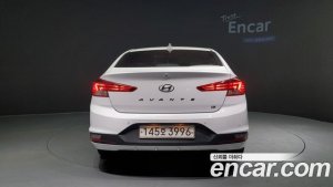 Hyundai AVANTE 1.6 2020 года из Южной Кореи