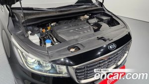 Kia Carnival 9-Seater Noblesse Special 2020 года из Южной Кореи