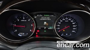 Kia Carnival 9-Seater Noblesse Special 2020 года из Южной Кореи