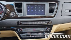 Kia Carnival 9-Seater Noblesse Special 2020 года из Южной Кореи