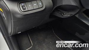 Hyundai Venue 1.6 Flux 2020 года из Южной Кореи