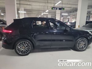 Porsche Cayenne 3.0 2020 года из Южной Кореи