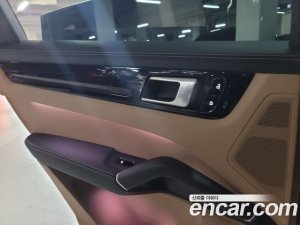 Porsche Cayenne 3.0 2020 года из Южной Кореи
