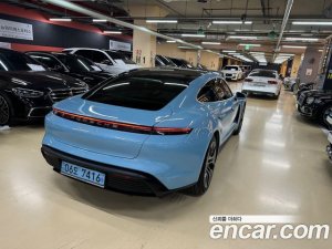 Porsche Taycan 4S 2021 года из Южной Кореи