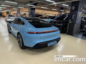 Porsche Taycan 4S 2021 года из Южной Кореи