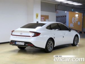 Hyundai Sonata 2.0 2022 года из Южной Кореи