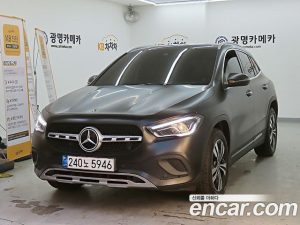 Mercedes-Benz GLA-Class GLA220 2021 года из Южной Кореи