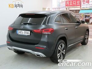 Mercedes-Benz GLA-Class GLA220 2021 года из Южной Кореи