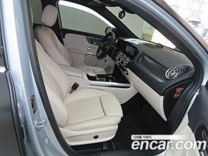 Mercedes-Benz GLA-Class GLA220 2021 года из Южной Кореи