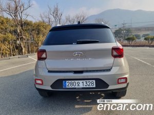 Hyundai Venue 1.6 Flux 2021 года из Южной Кореи