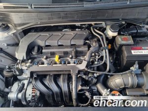 Hyundai Venue 1.6 Flux 2021 года из Южной Кореи