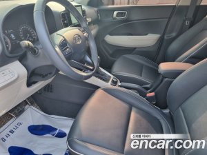 Hyundai Venue 1.6 Flux 2021 года из Южной Кореи