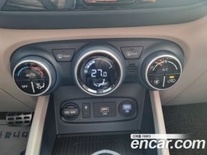 Hyundai Venue 1.6 Flux 2021 года из Южной Кореи