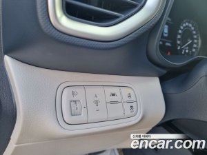 Hyundai Venue 1.6 Flux 2021 года из Южной Кореи