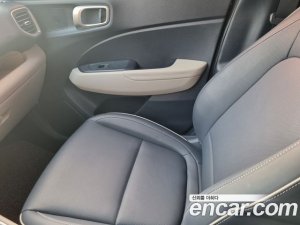 Hyundai Venue 1.6 Flux 2021 года из Южной Кореи